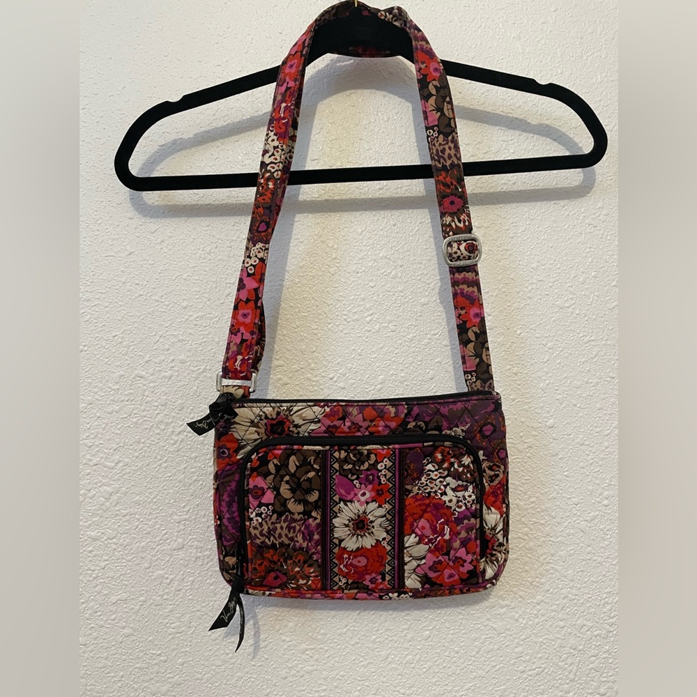 Vera Bradley crossbody rosewood  Purse 9.5””x7” Adjustable Strap credit card